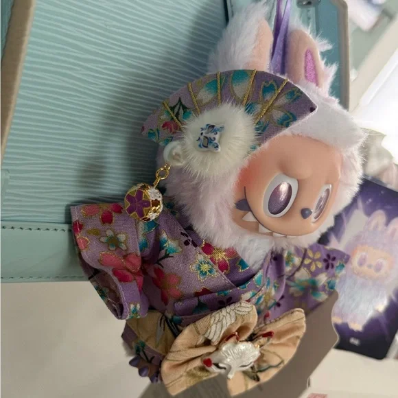 Labubu Plush Doll “LUCK” Pop Mart's The BIG ENERGY Series in CUSTOM OUTFIT~NWB - Picture 9 of 11